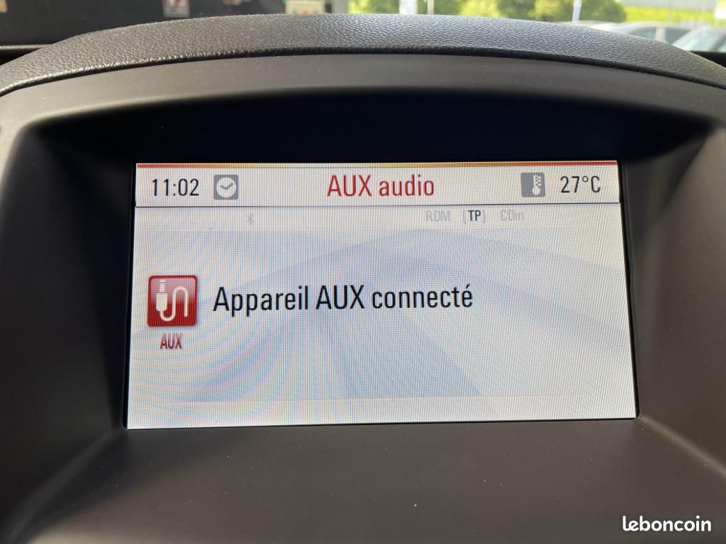 OPEL INSIGNIA 2.0 CDTI 160 COSMO - Sieges électriques / Radars / Bluetooth (image 29)