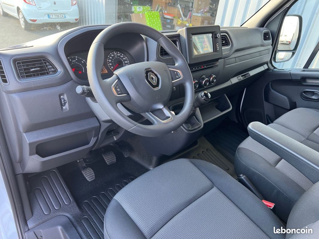 Renault MASTER III FG - DISPO F3300 L2H2 2.3 BLUE DCI 135CH GRAND CONFORT EURO6 (image 10)
