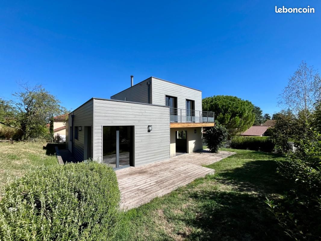Maison 5 pièces 127 m² · à Saint-Genis-Laval · 127 m² · 700 000 €