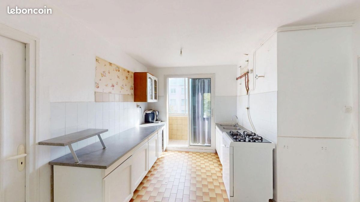 Appartement 4 pièces 63 m² · à Saint-Martin-d'Hères · 63 m² · 88 000 €