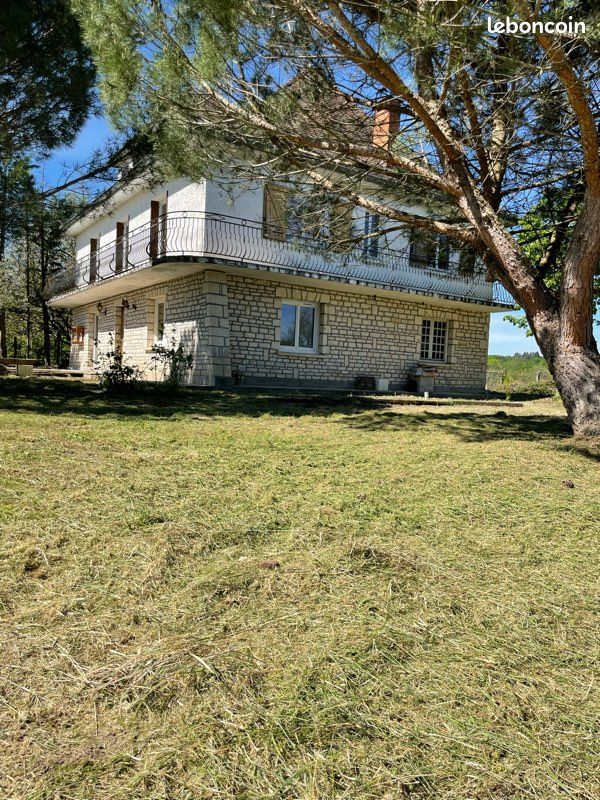 Maison 8 pièces 205 m² · à Anglars · 205 m² · 117 000 €