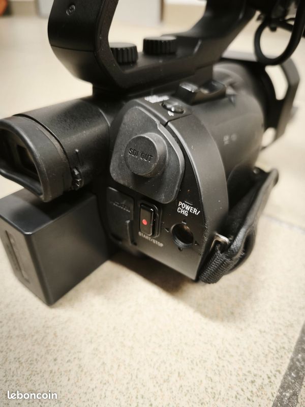Cámara de vídeo Sony PXW-X70 usada