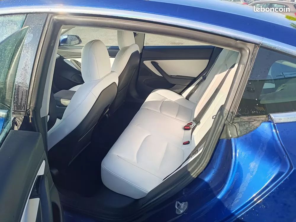TESLA MODEL 3 Long Range Dual Motor AWD Toit panoramique et siège intérieure cuire blanc GARANTIE 12 MOIS (image 5)