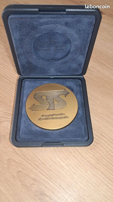 Médaille Commémorative Pichard – 50e Anniversaire Du Lavandou – Bronze Argenté 1985