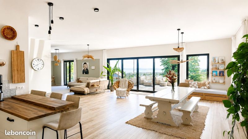 Maison 7 pièces 188 m² · à Gluiras · 188 m² · 417 000 €