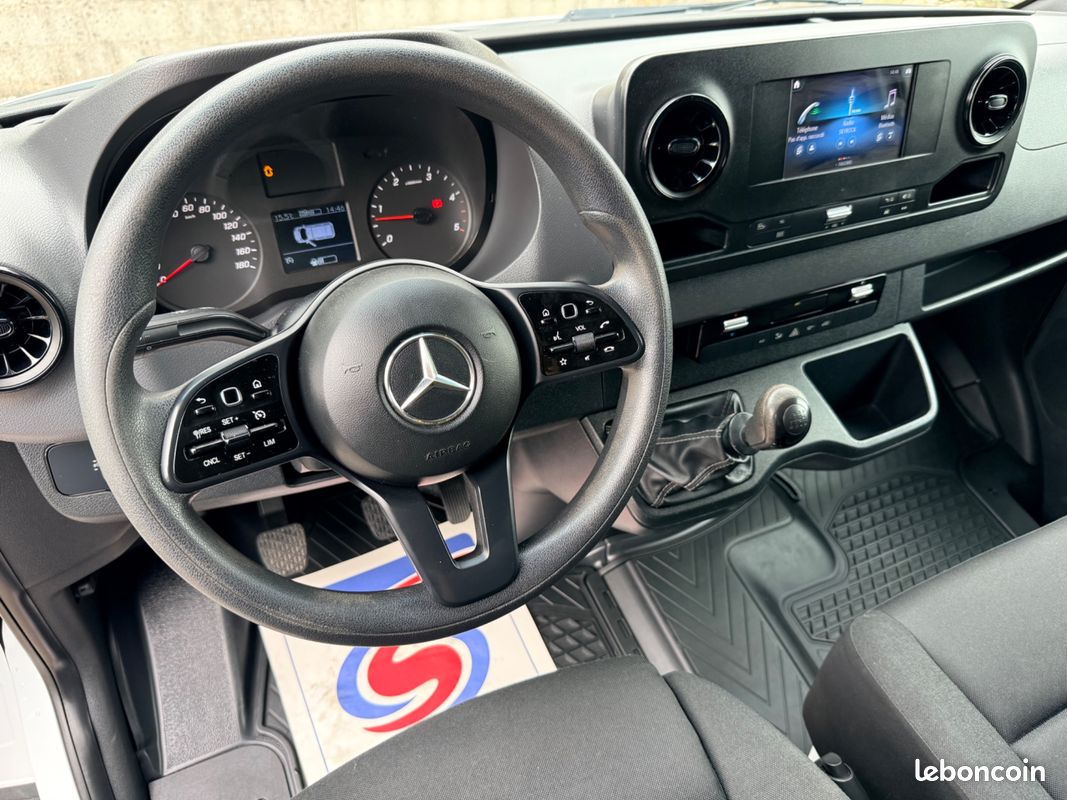 MERCEDES-BENZ SPRINTER VU FOURGON III PHASE 1 3.0 V6 519 190 Ch 4X2 37S 3,5T - 2 EME MAIN - ROUES JUMELEES - ORIGINE FRANCE (image 3)