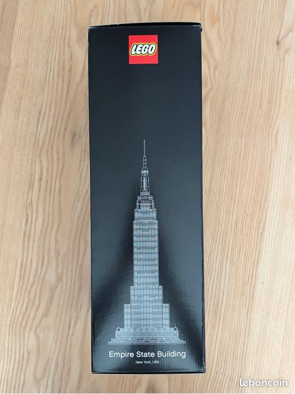LEGO Architecture 21046 Empire State Building (image 4)
