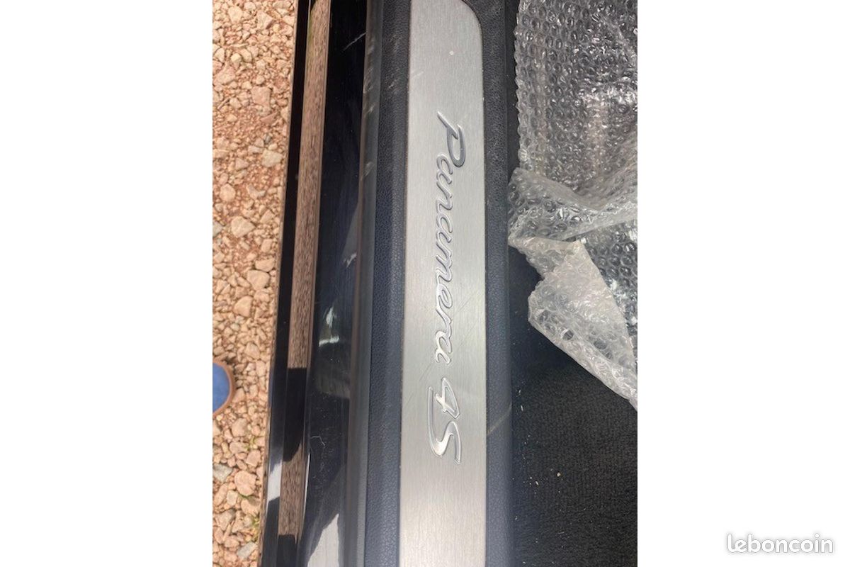 PORSCHE PANAMERA 4.8i V8 - 400 - BV PDK - Stop&Start TYPE 970 BERLINE 4S PHASE 1 (image 20)