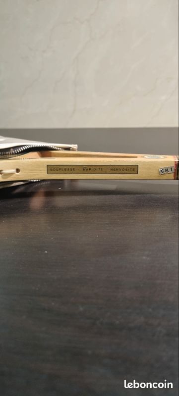 Raquette ancienne GAUTHIER G.04 TENNIS COMPETITION en bois avec Raquette ancienne GAUTHIER G.04 TENNIS COMPETITION en bois avec