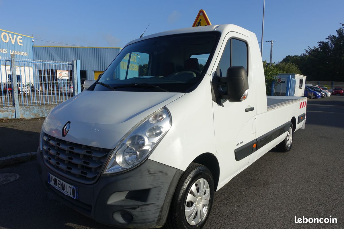 8990 ht renault master confort pick-up 2.3 dci 125ch - 137550 km (image 2)