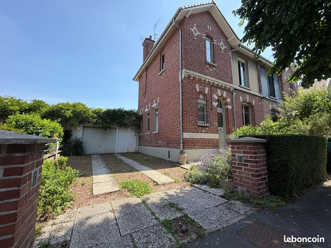 Maison 4 pièces 97 m² · à Loos · 97 m² · 352 000 €