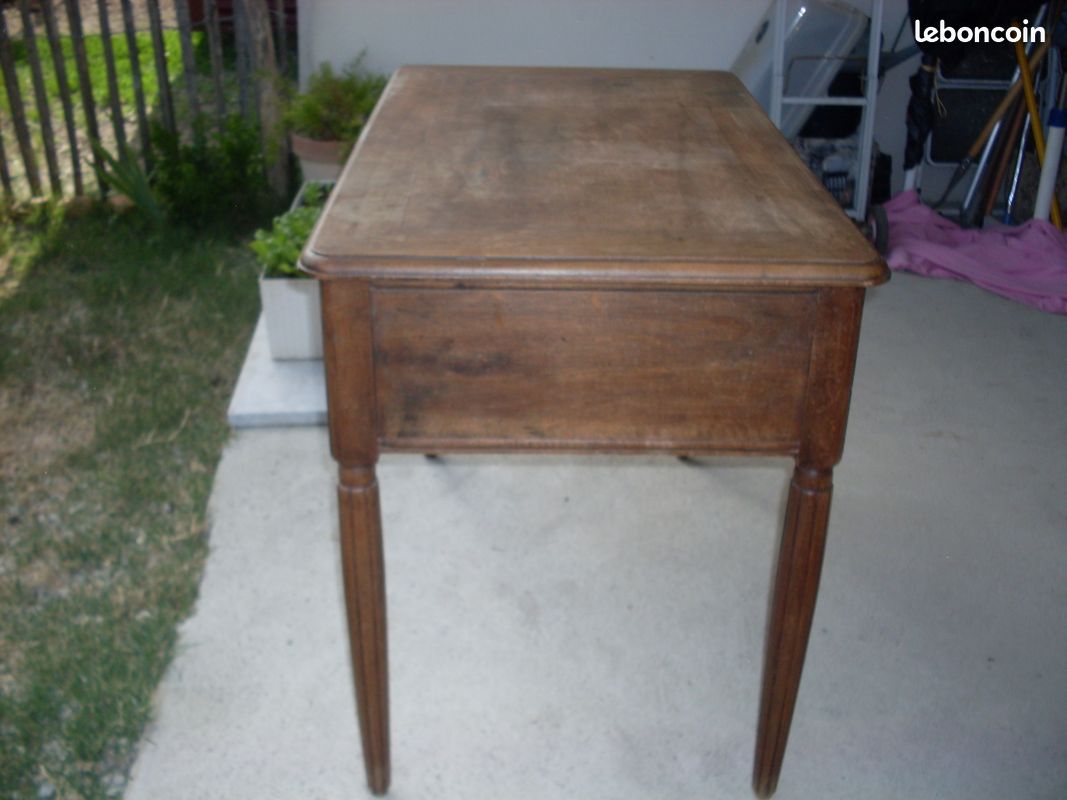 Bureau (image 2)