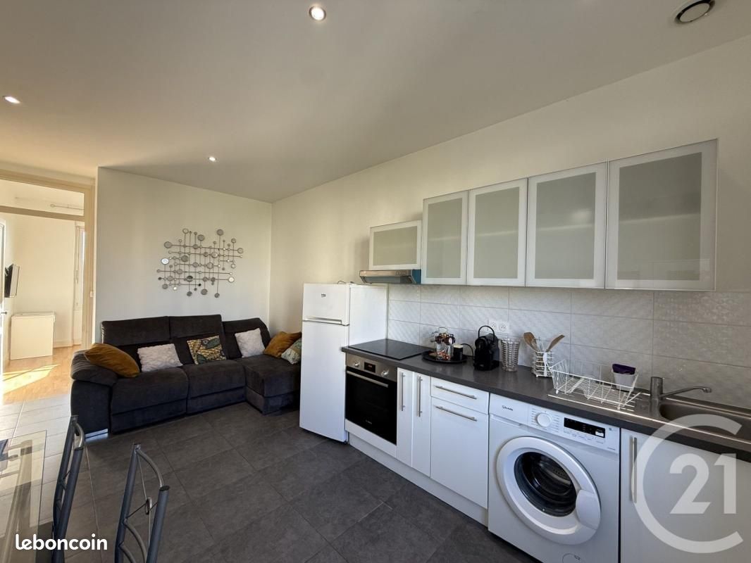 Appartement 2 pièces 36 m² · à Vénissieux · 36 m² · 900 €/mois