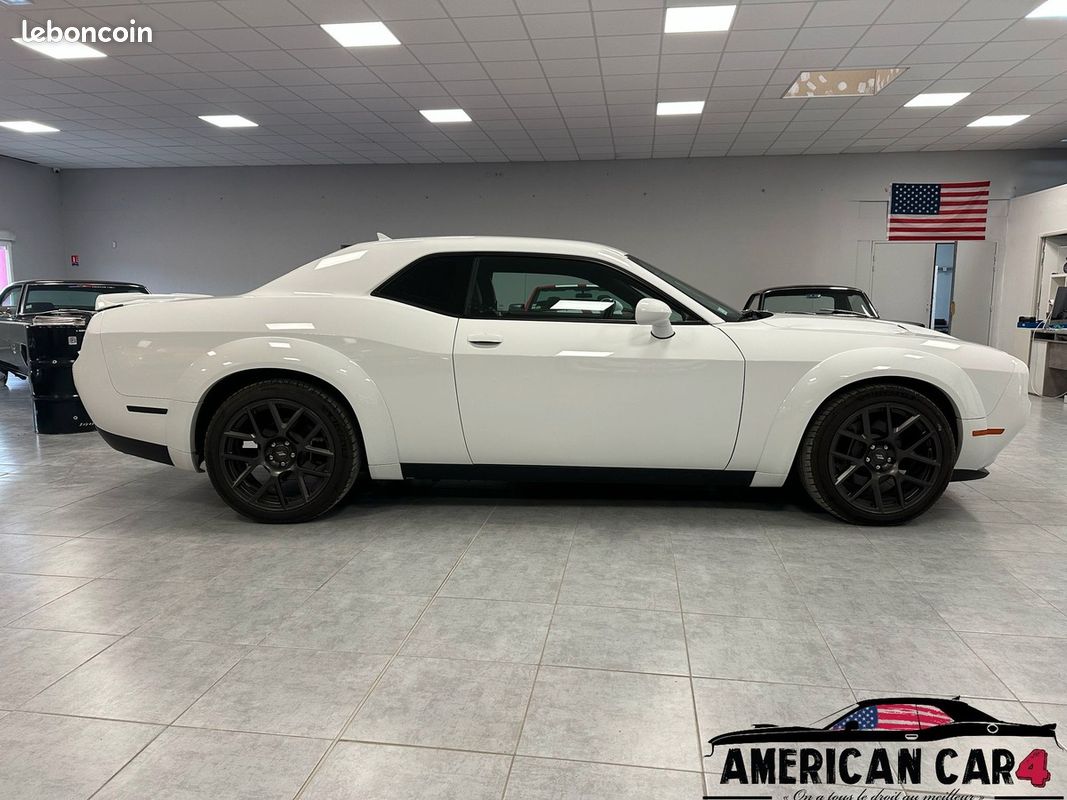 Dodge Challenger 5.7 V8 R/T+ Widebody - 370ch - seulement 33 000km (image 8)