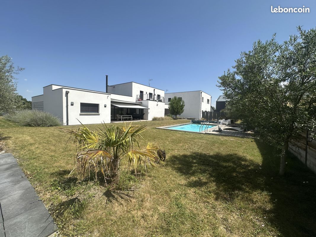 Maison 7 pièces 206 m² · à Orcet · 206 m² · 714 000 €