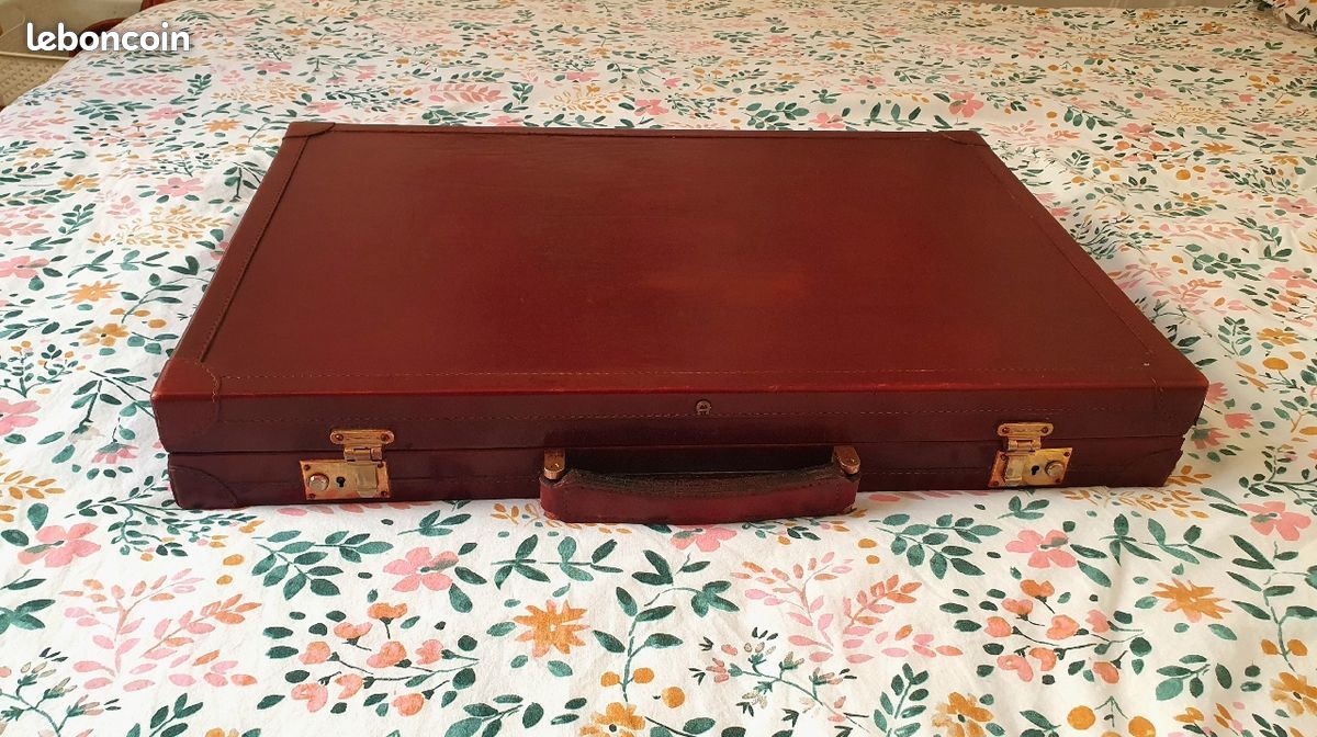Jeu De Backgammon Etienne Aigner - Version Grand Format En Cuir - Luxe Et Vintage