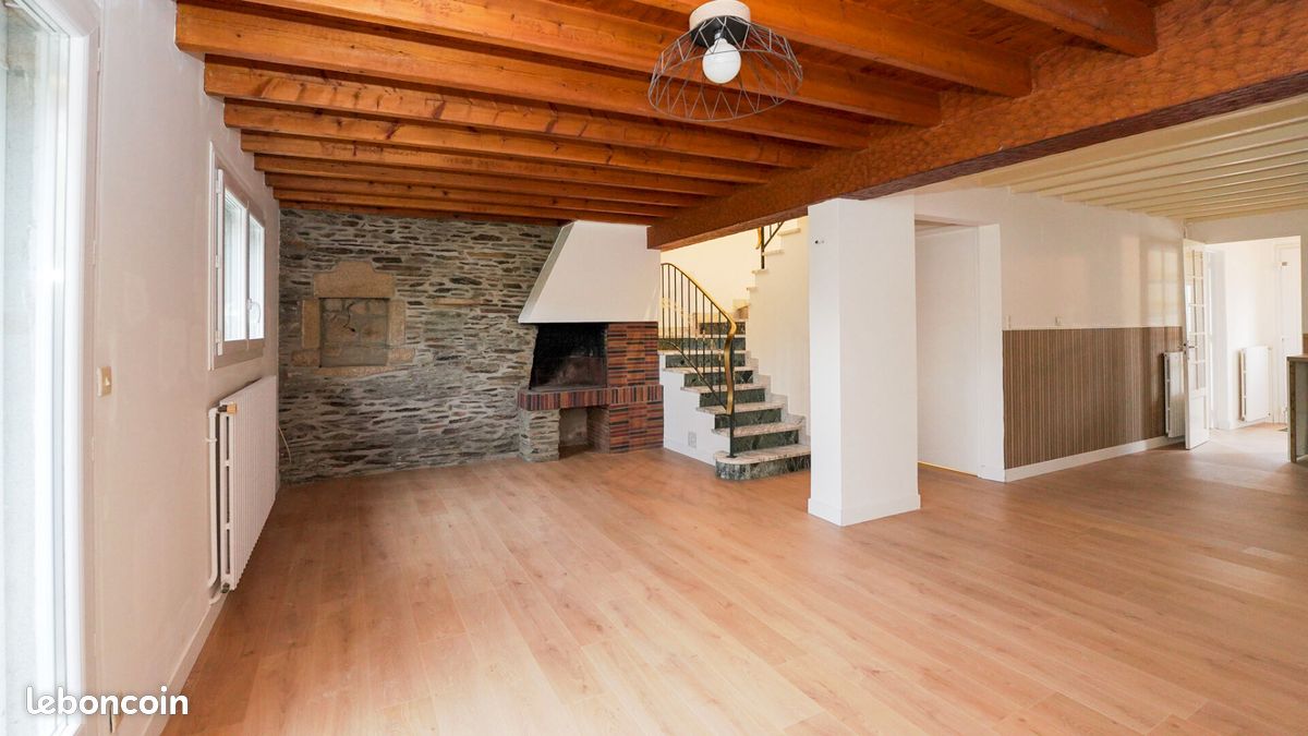 Maison 7 pièces 115 m² · à Ploërmel · 115 m² · 1 150 €/mois