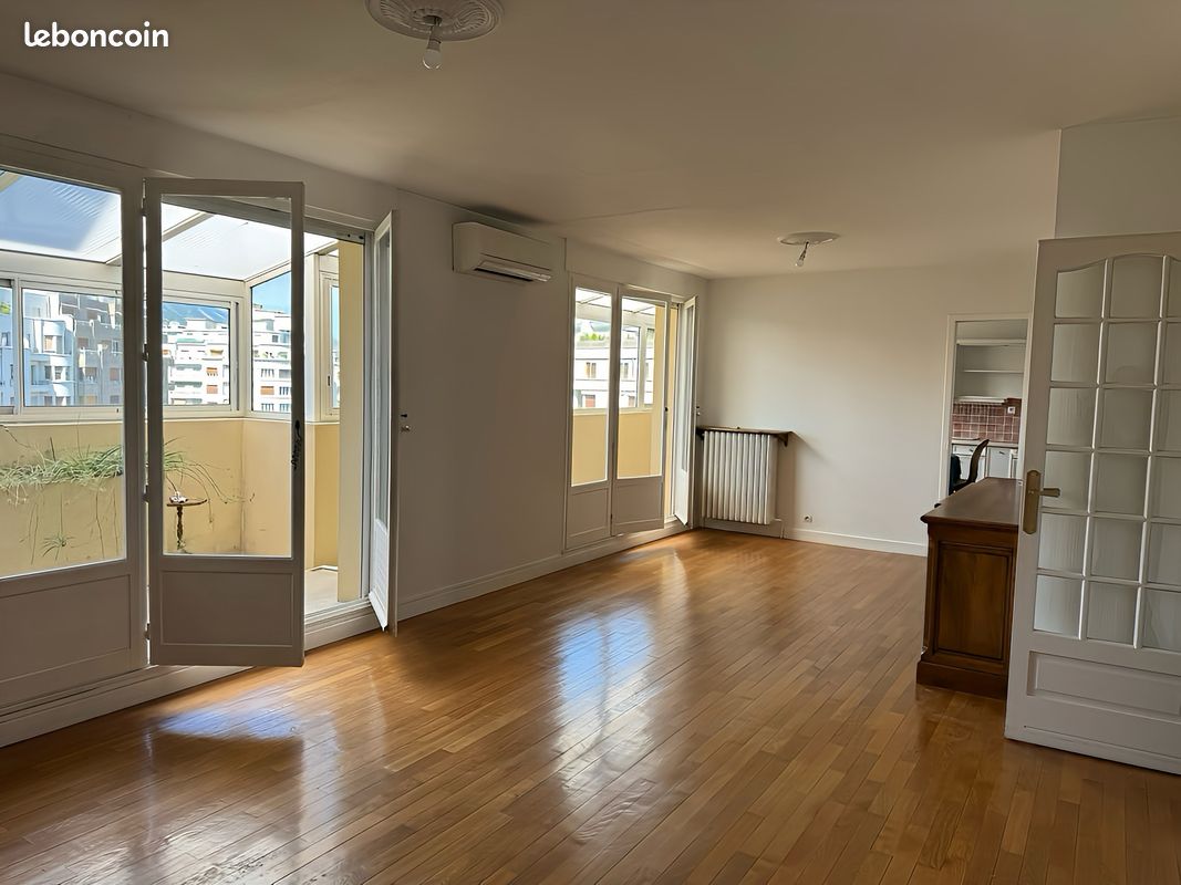 Appartement 4 pièces 100 m² · à Grenoble · 100 m² · 249 000 €