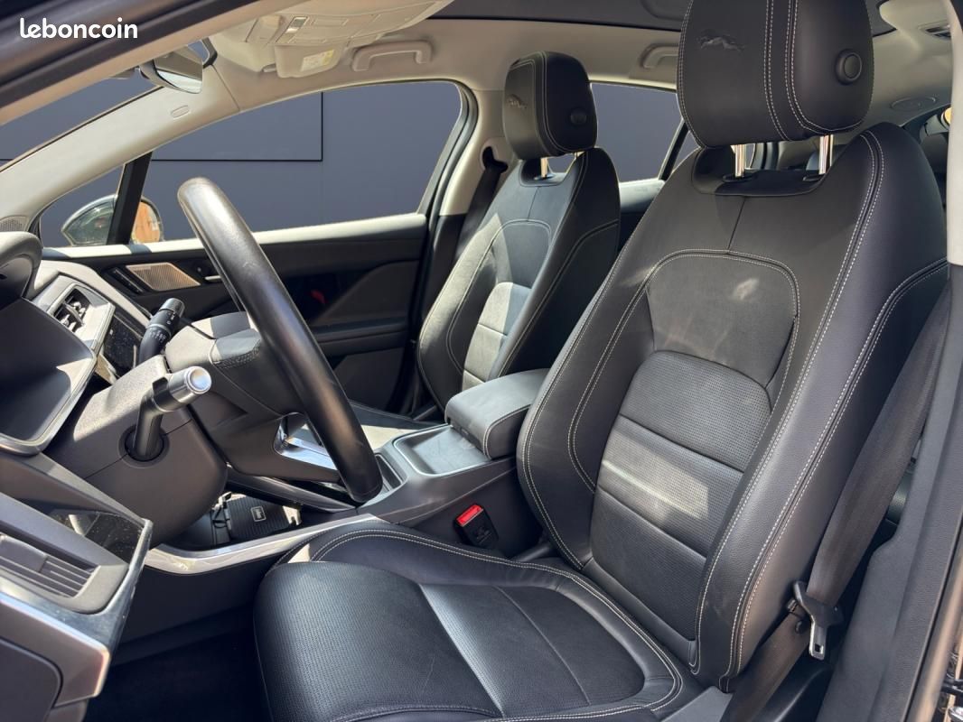 Jaguar I-PACE SE EV400 ch /Carplay/Toit panoramique/Cuir étendu/Caméra 360/Son meridian (image 10)