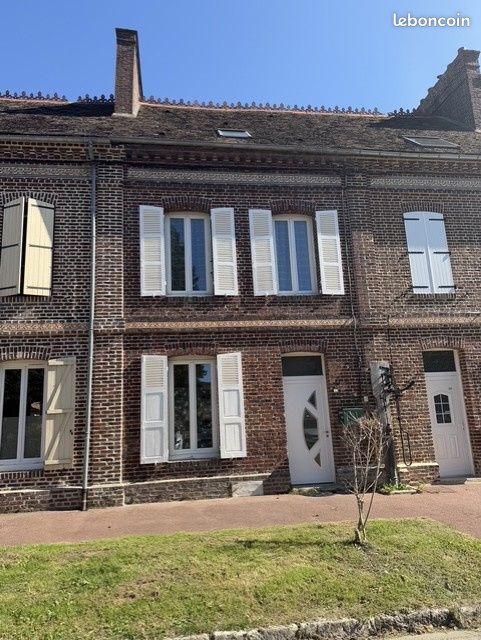 Maison 5 pièces 144 m² · à Auneuil · 144 m² · 197 000 €