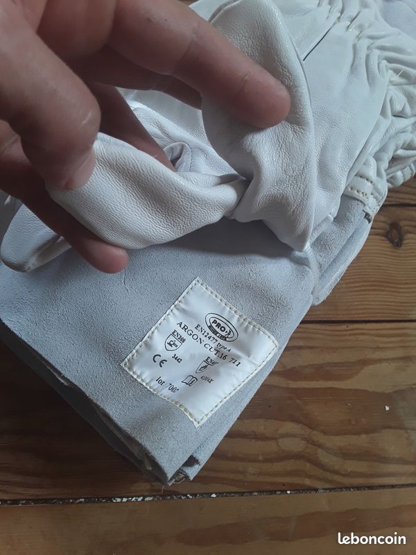 Paires de gants de soudeurs (image 1)