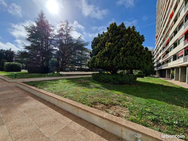 Appartement 3 pièces 72 m² — 12