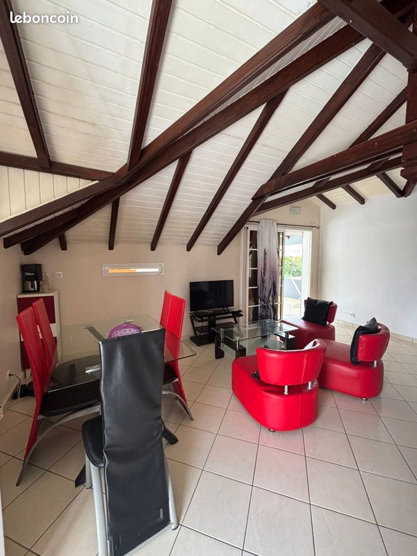 Appartement 2 pièces 55 m² · à Sainte-Anne · 55 m² · 900 €/mois