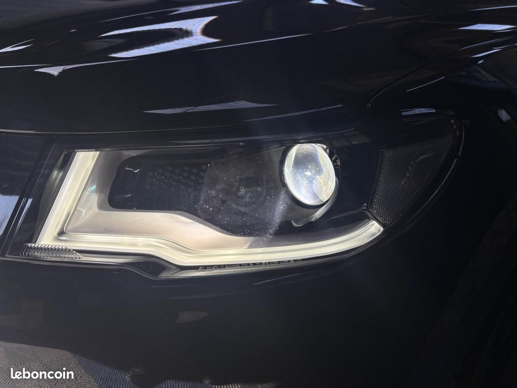 JEEP COMPASS 4x2 1.4 MultiAir 140 S / Toît Ouvrant - CarPlay (image 9)