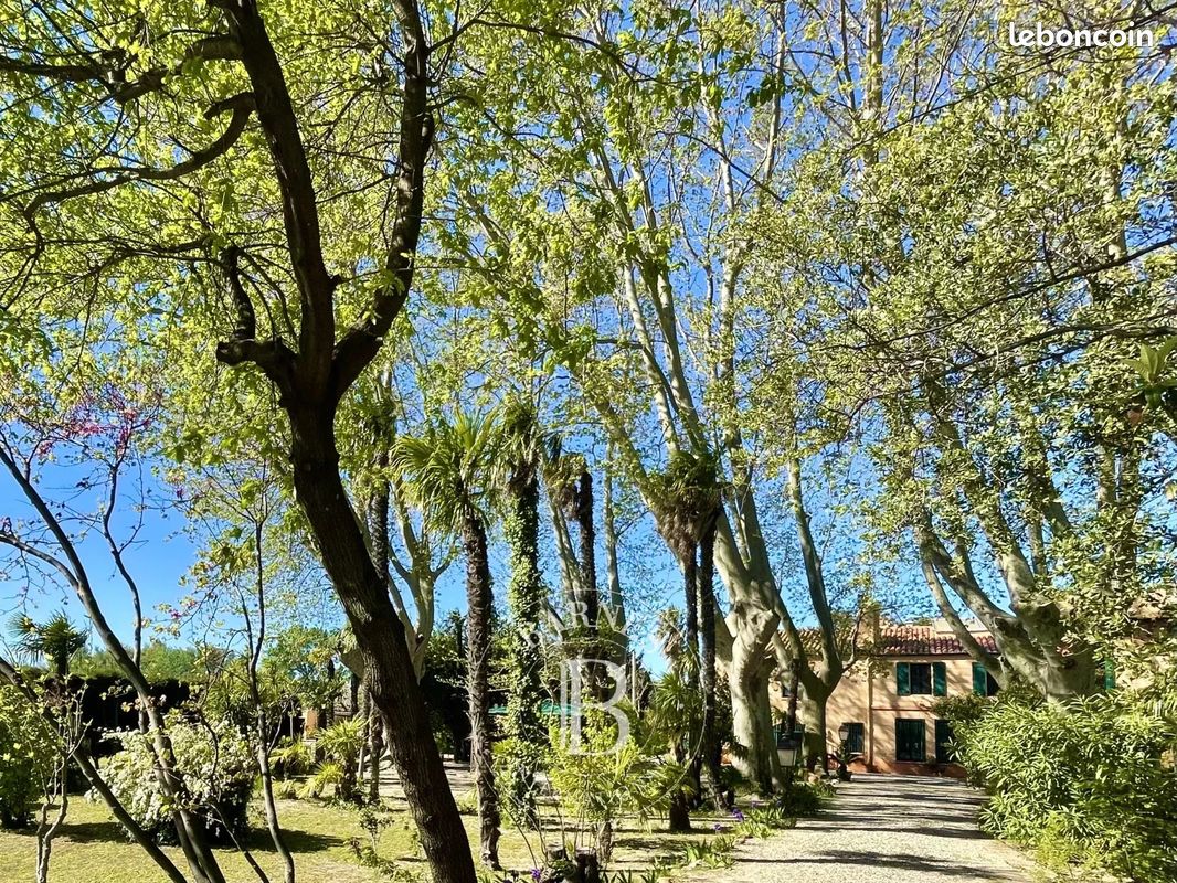 Maison 7 pièces 320 m² · à Toulouges · 320 m² · 680 000 €