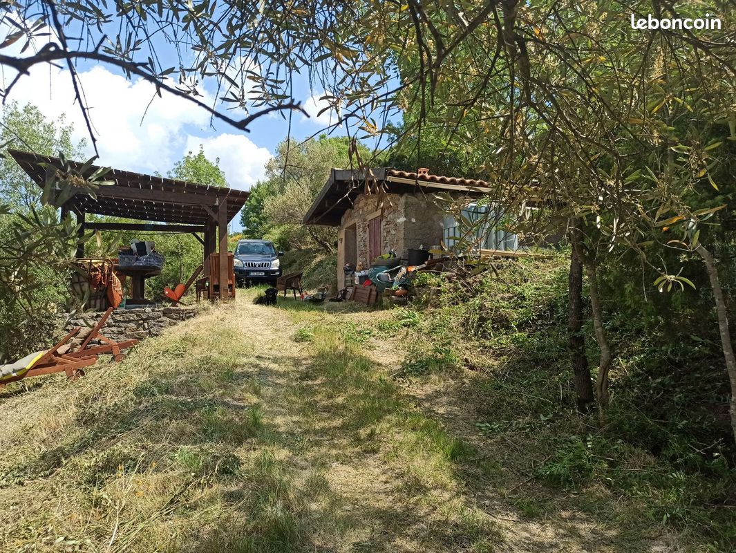 Terrain nature Cabrières 31000m2 Hérault (34) · 119 000 €