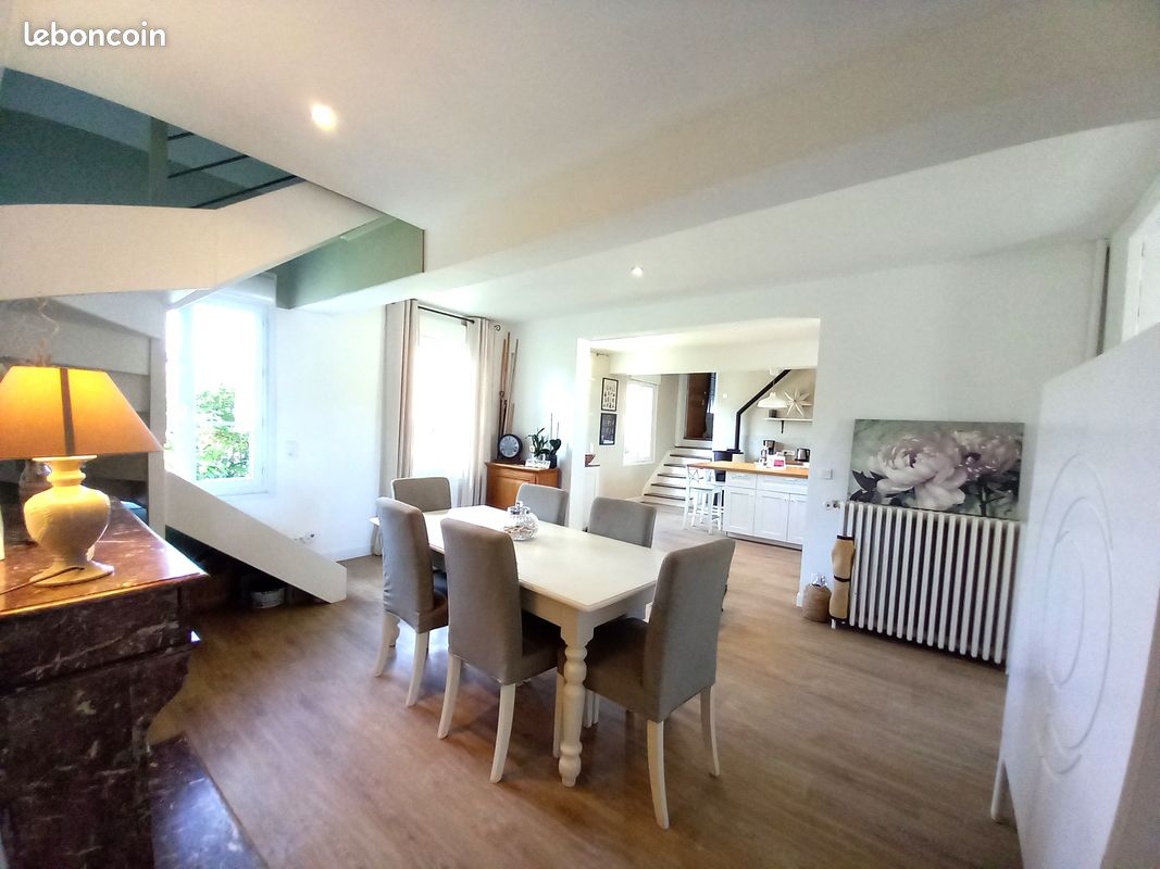 Maison 7 pièces 150 m² · à Villers-sur-Coudun · 150 m² · 335 000 €