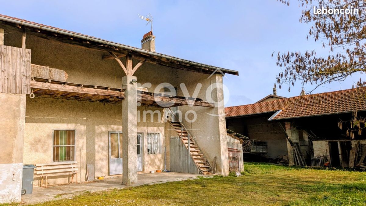 Maison 5 pièces 160 m² · à Pizay · 160 m² · 299 000 €