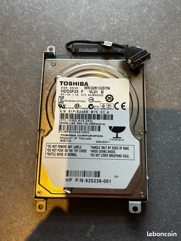 Disque dur Toshiba 320 Go – 2,5” SATA (MK3261GSYN) (image 1)