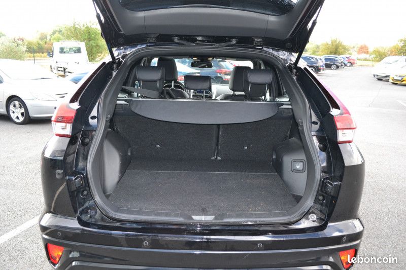 Mitsubishi ECLIPSE CROSS 2.4 MIVEC PHEV 188CH INTENSE 4WD 2023 (image 10)