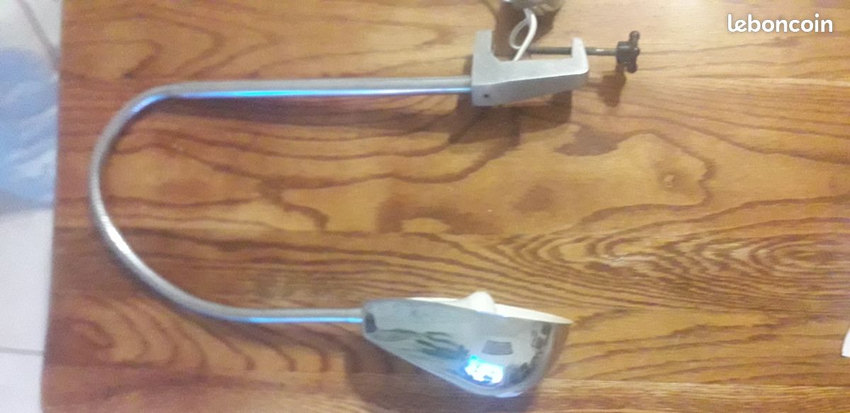 Lampe d'atelier vintage (image 1)
