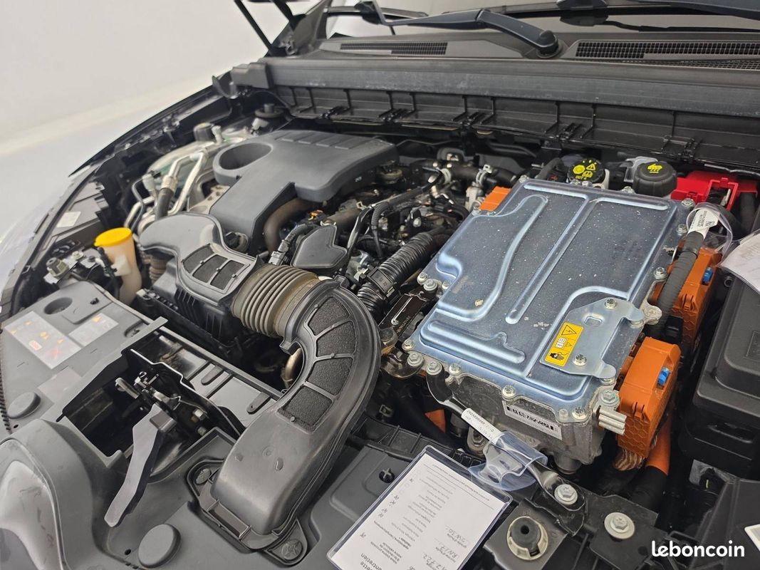 RENAULT Arkana E-Tech hybride 145 - 22 Evolution (image 27)