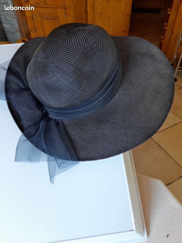 Chapeau et pochette (image 2)