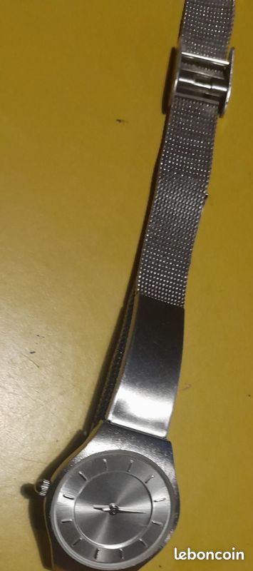 Bracelet De Montre Métallique Argenté Ajustable Pour Femme - Occasion Bon état