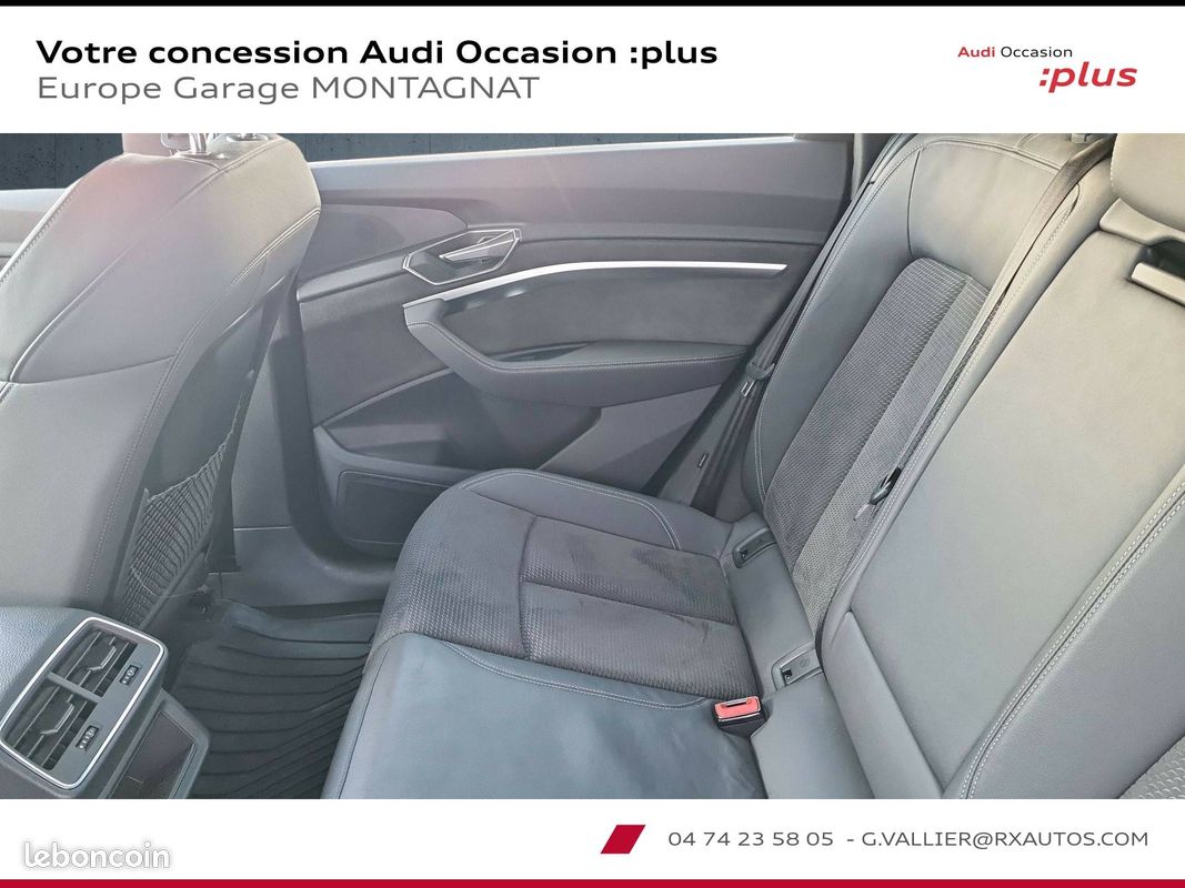 AUDI e-tron Sportback 55 quattro 408 ch S line (image 15)