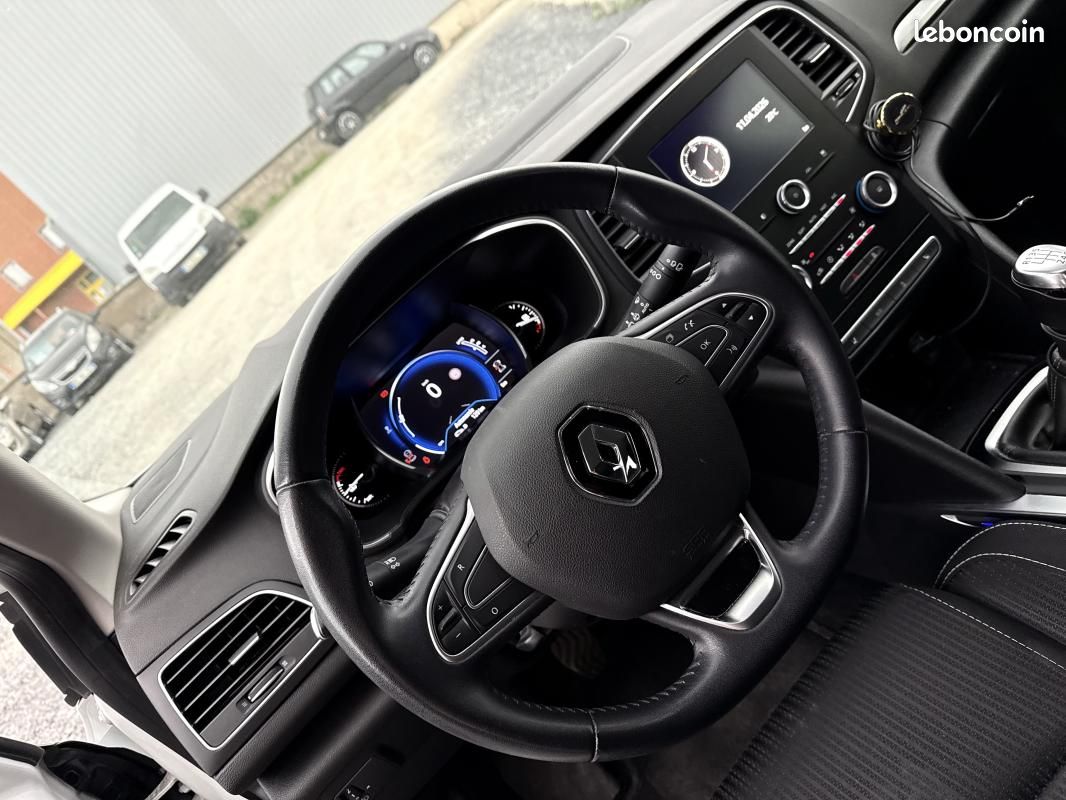Renault Mégane IV 1.2 TCE 130 Bv6 Drive Select*Crit'Air 1 *61000Km*Moteur à Chaine*Véhicule Sous ... (image 21)