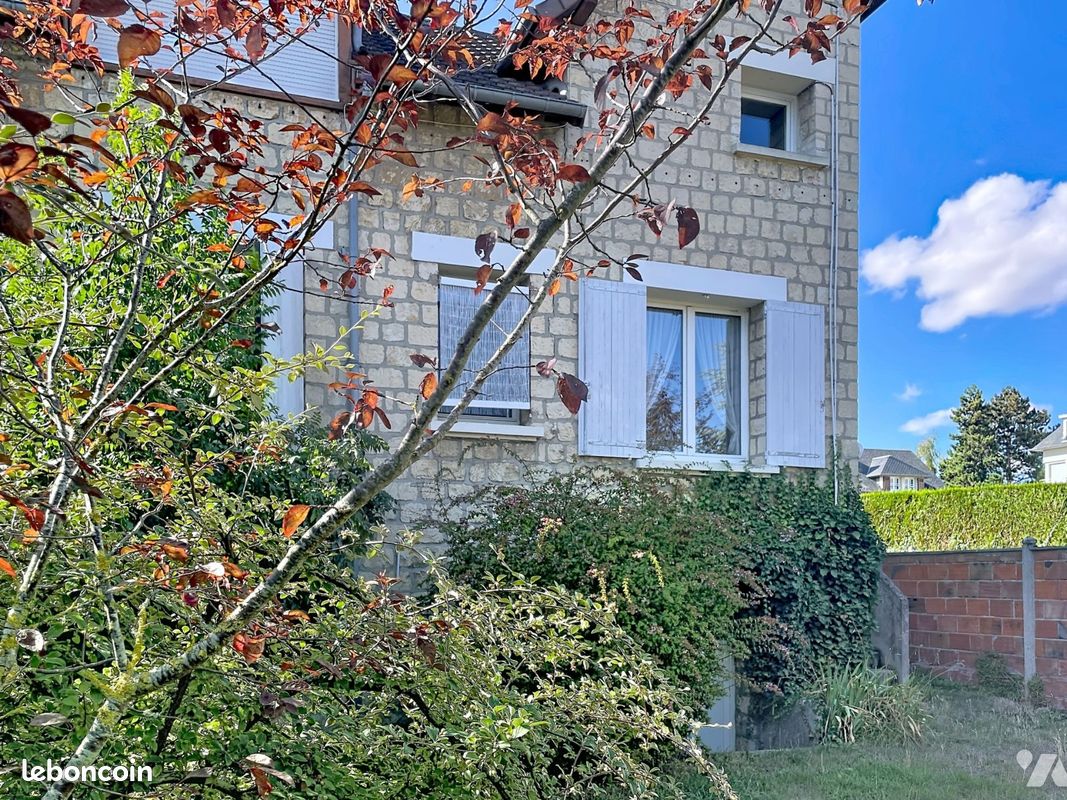 Maison 6 pièces 109 m² · à Caen · 109 m² · 220 000 €