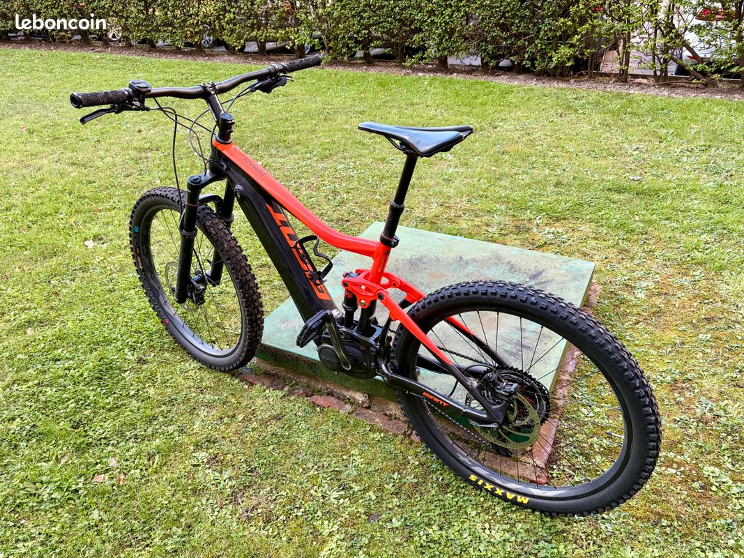 Giant Trance E+ Pro Vélos