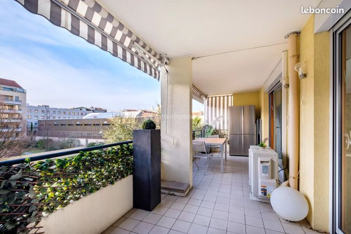 Appartement 6 pièces 135 m² — 4