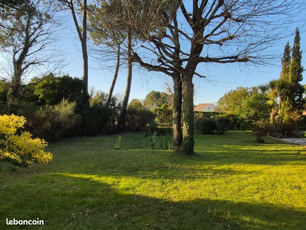Terrain 684 m² BIGANOS · 190 000 €