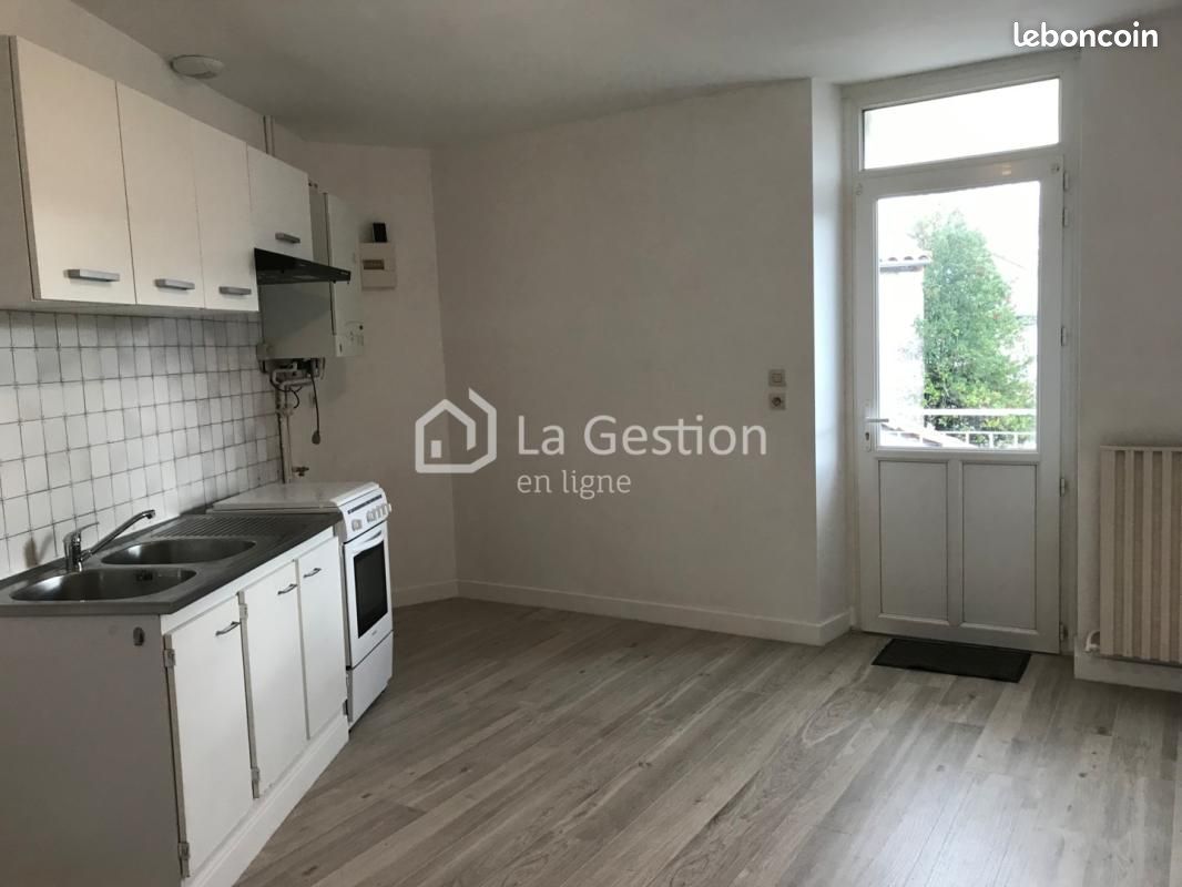 Appartement 3 pièces 72 m² · à Ribérac · 72 m² · 510 €