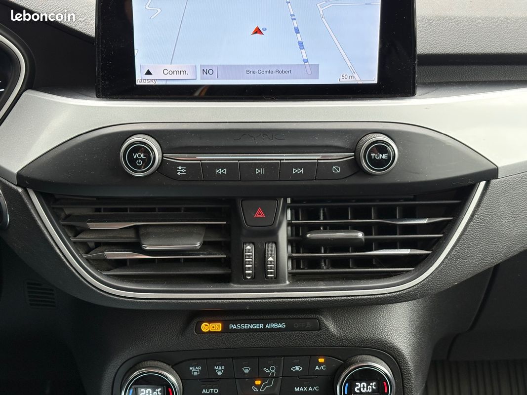 FORD FOCUS 1.0 EcoBoost 100 CH BVM6 Trend Business / CARPLAY / CAMERA / KEYLESS (image 24)