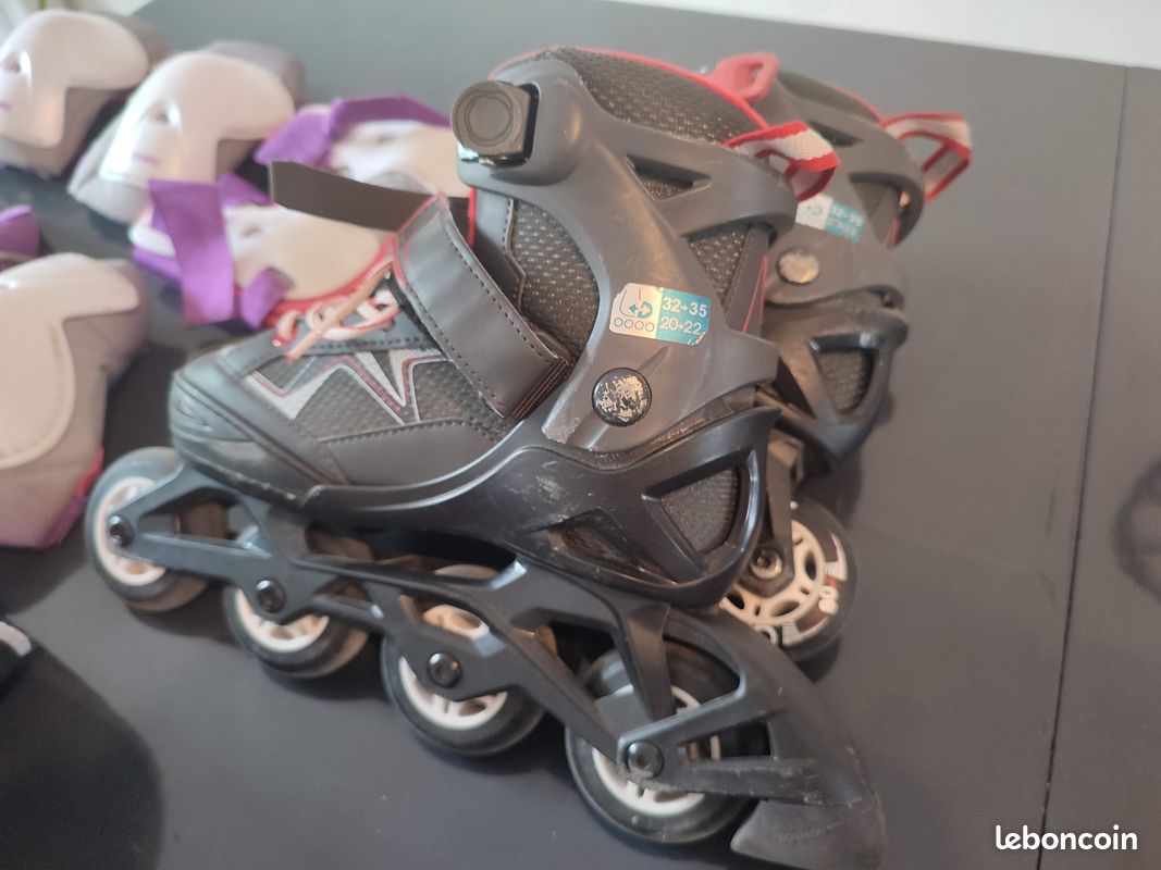 Roller enfant taille 32-35 ajustable (Decathlon) avec protection