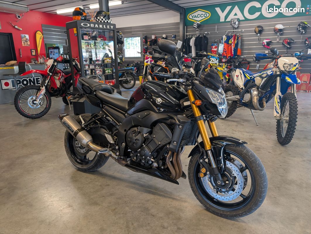 Yamaha fz8 de 2011 avec seulement 20900 km (image 2)
