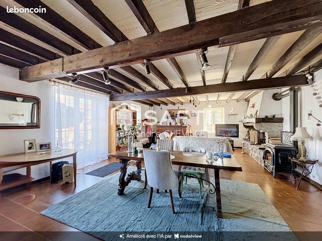 Maison 5 pièces 143 m² · à La Guillermie · 143 m² · 130 000 €