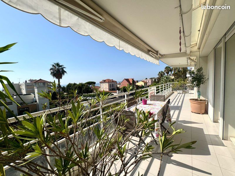 Appartement 3 pièces 79 m² · à Vallauris · 79 m² · 450 000 €